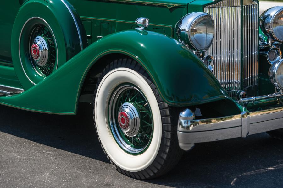 Детали экстерьера Packard Twelve Phaeton 1934 года  (фото 24 из 46)